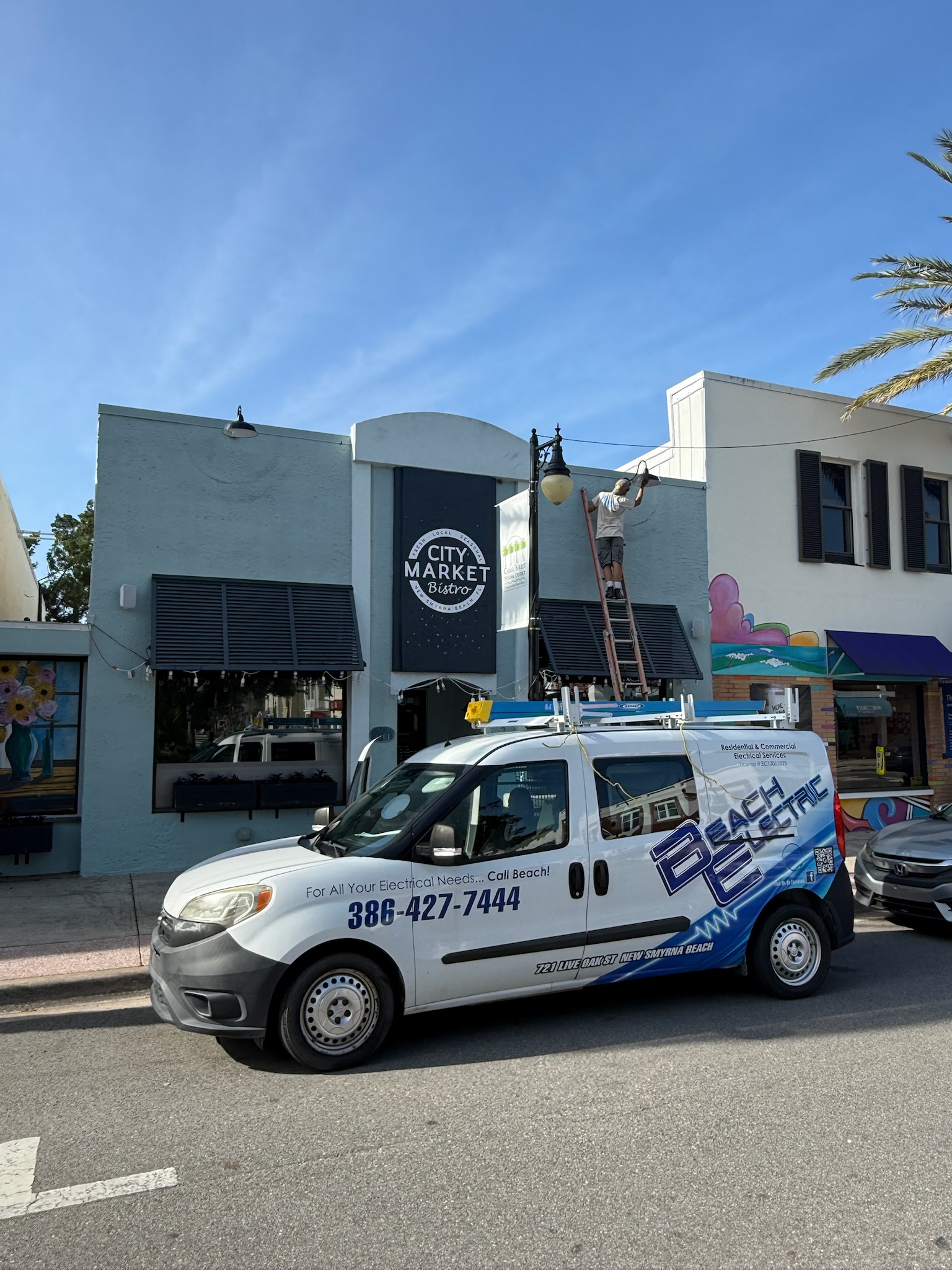 Beach Electric NSB Commercial Electrician - Exterior Lighting for City Market Bistro New Smyrna Beach